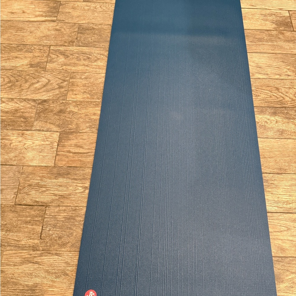 Manduka Blue Yoga Mat